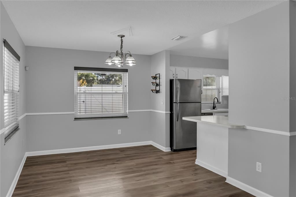 出租: $2,600 (3 贝兹, 2 浴室, 1324 平方英尺)