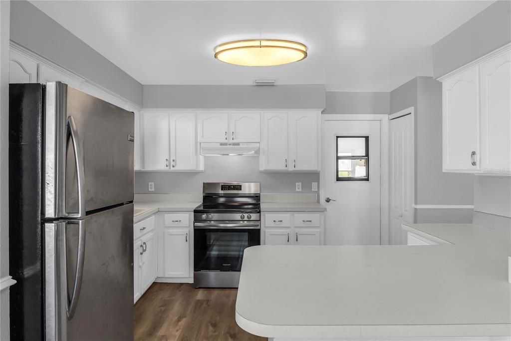 出租: $2,600 (3 贝兹, 2 浴室, 1324 平方英尺)