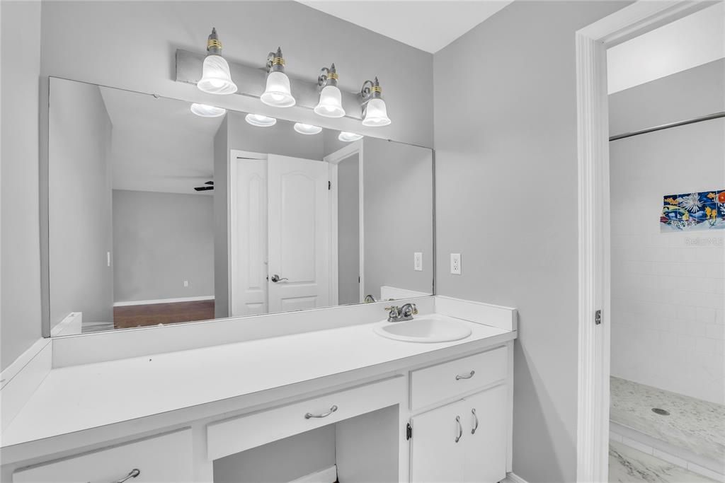 出租: $2,600 (3 贝兹, 2 浴室, 1324 平方英尺)