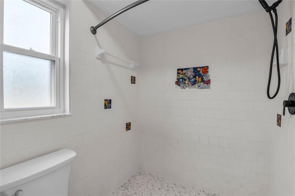 出租: $2,600 (3 贝兹, 2 浴室, 1324 平方英尺)