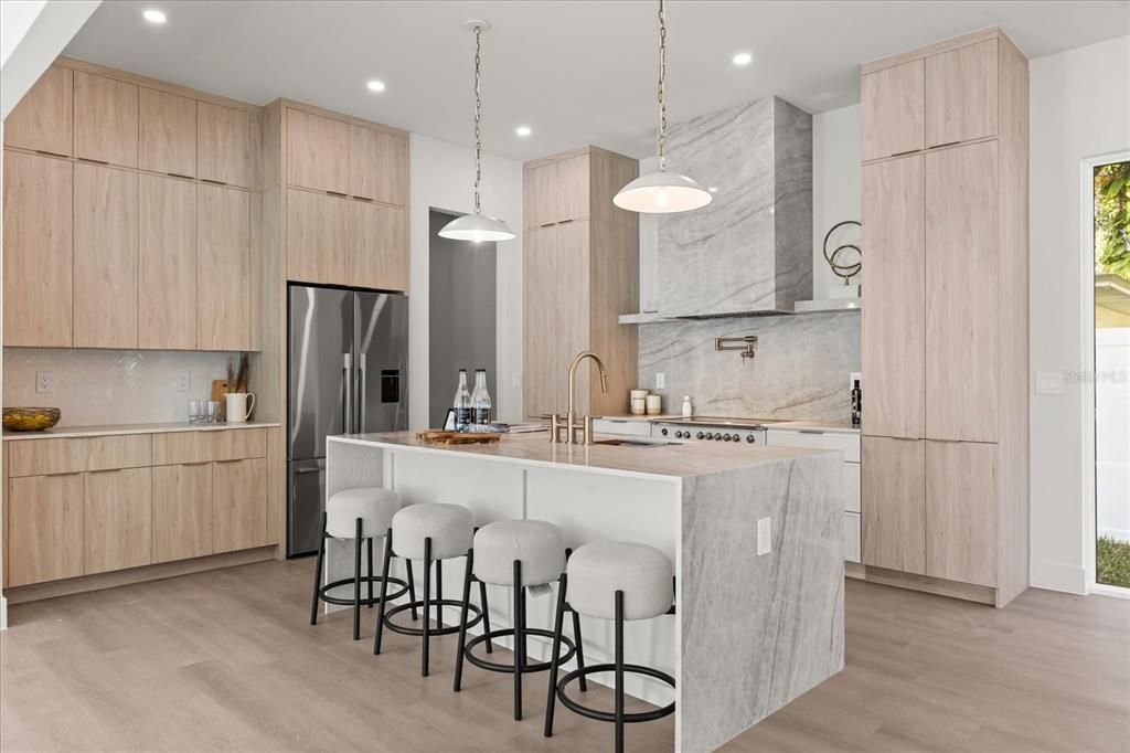 На продажу: $1,050,000 (3 спален, 3 ванн, 2950 Квадратных фут)