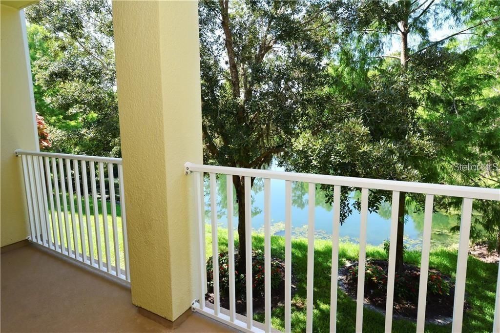 For Rent: $2,000 (2 beds, 2 baths, 1064 Square Feet)