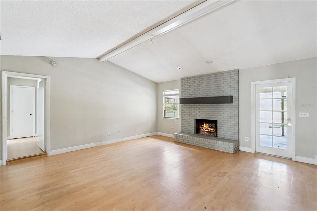 For Sale: $525,000 (3 beds, 2 baths, 2172 Square Feet)