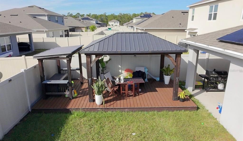 В аренду: $2,300 (4 спален, 2 ванн, 1830 Квадратных фут)