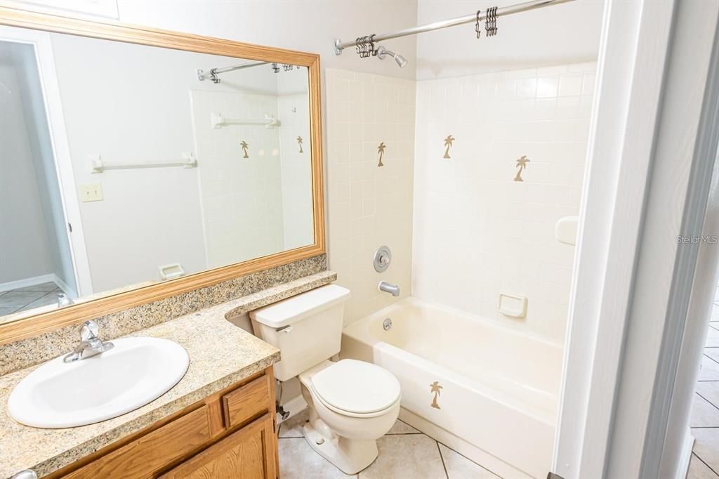 For Rent: $2,400 (3 beds, 2 baths, 1524 Square Feet)