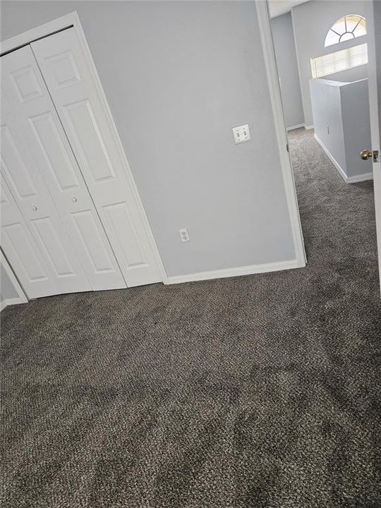 For Rent: $2,100 (4 beds, 2 baths, 2844 Square Feet)