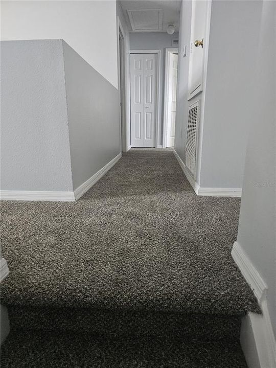 For Rent: $2,100 (4 beds, 2 baths, 2844 Square Feet)