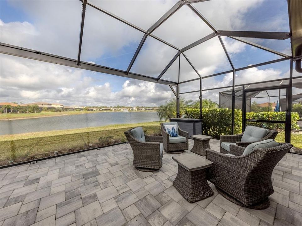 待售: $564,000 (3 贝兹, 2 浴室, 2182 平方英尺)