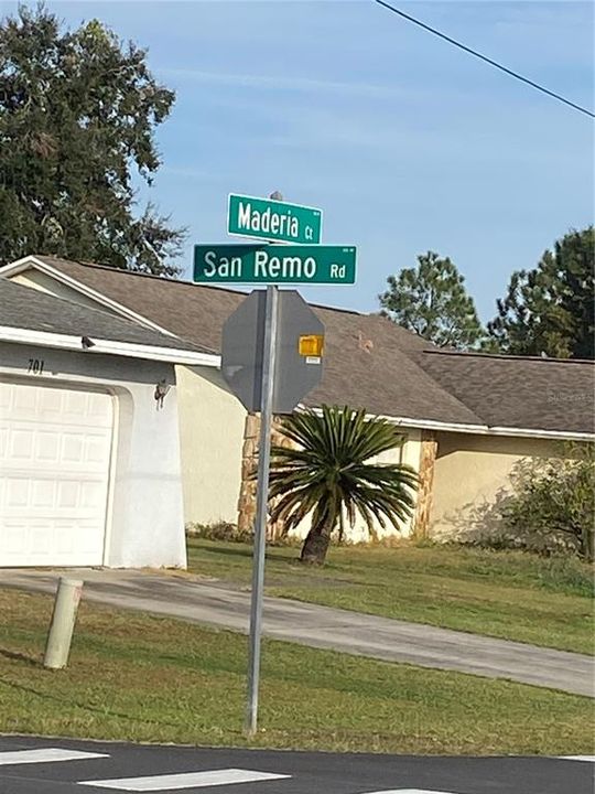 En Venta: $55,000 (0.19 acres)