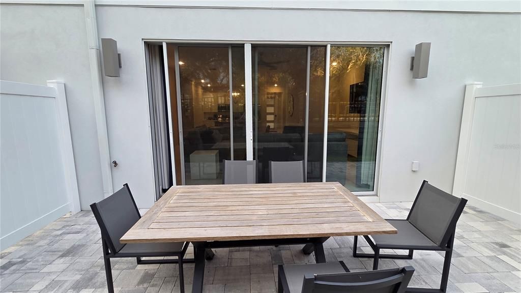 For Sale: $550,000 (3 beds, 2 baths, 1708 Square Feet)