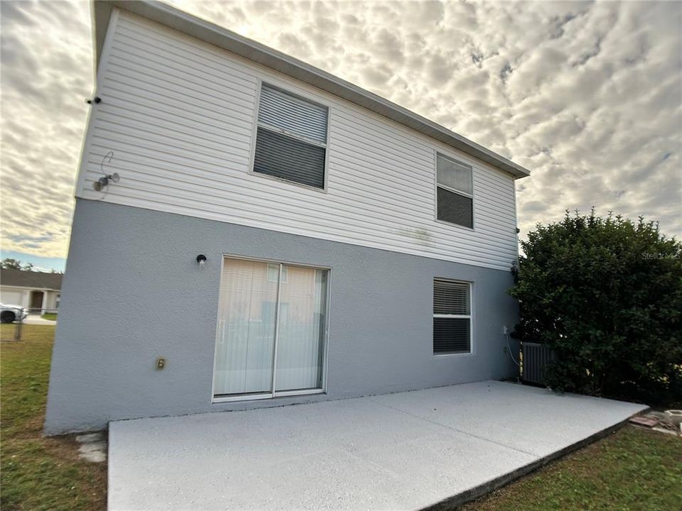 待售: $285,000 (4 贝兹, 3 浴室, 2101 平方英尺)