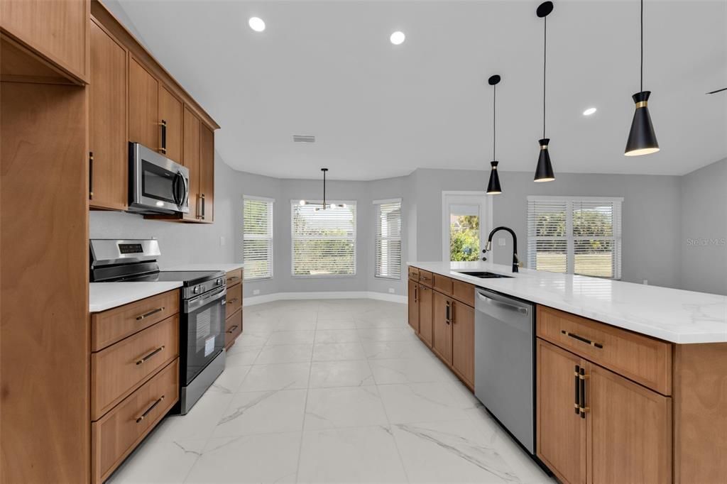 For Sale: $365,000 (4 beds, 2 baths, 2247 Square Feet)