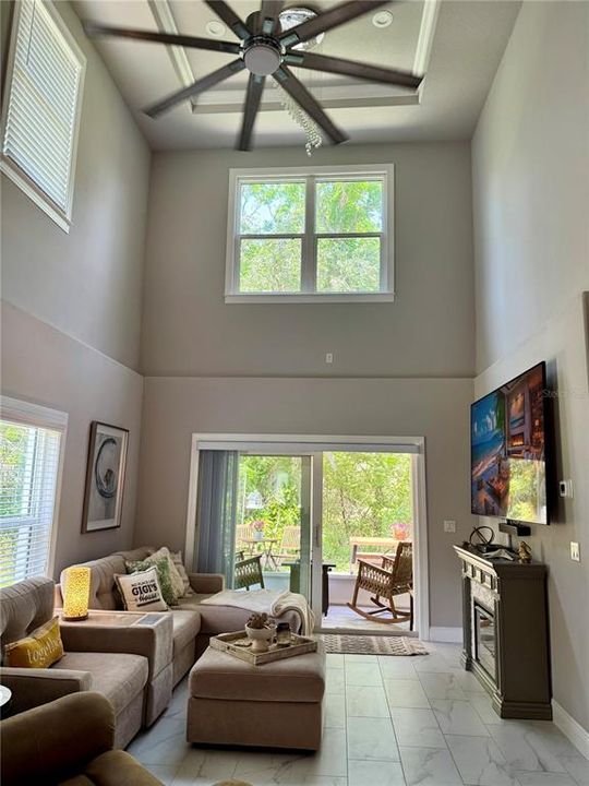 На продажу: $445,000 (3 спален, 3 ванн, 1991 Квадратных фут)