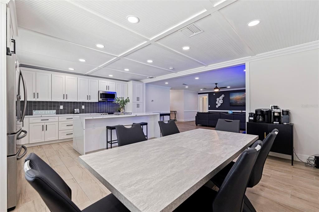 For Sale: $729,999 (4 beds, 2 baths, 1927 Square Feet)