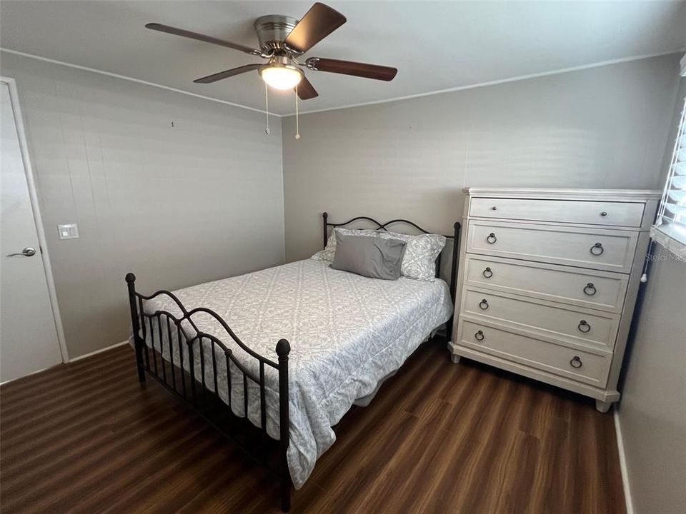 For Sale: $134,500 (2 beds, 2 baths, 1056 Square Feet)