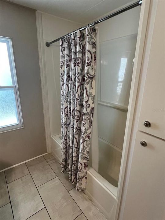 For Sale: $134,500 (2 beds, 2 baths, 1056 Square Feet)