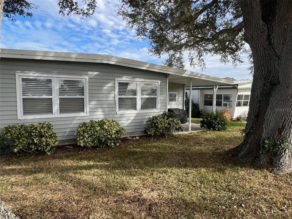 For Sale: $134,500 (2 beds, 2 baths, 1056 Square Feet)