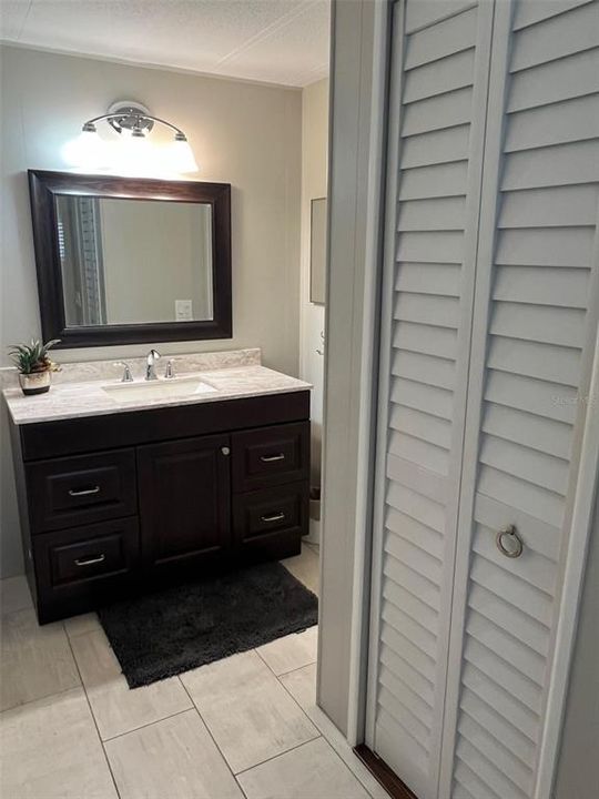 For Sale: $134,500 (2 beds, 2 baths, 1056 Square Feet)