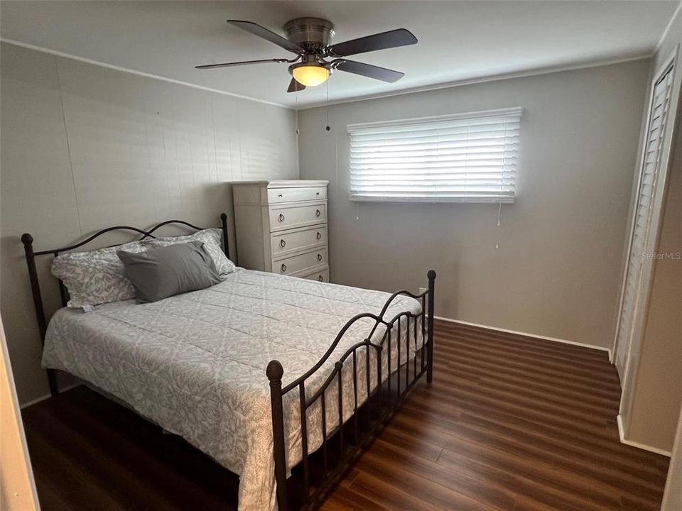 For Sale: $134,500 (2 beds, 2 baths, 1056 Square Feet)