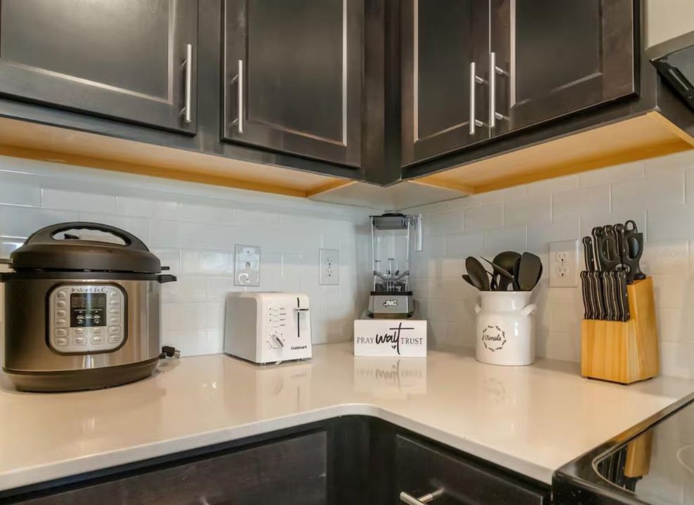 出租: $2,200 (2 贝兹, 2 浴室, 1388 平方英尺)