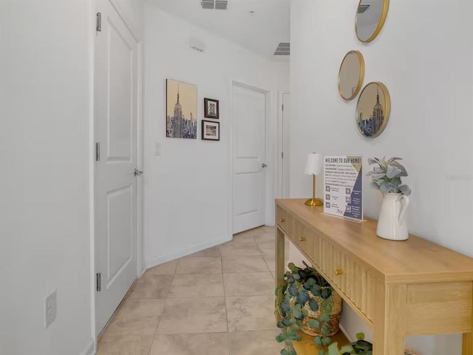 出租: $2,200 (2 贝兹, 2 浴室, 1388 平方英尺)