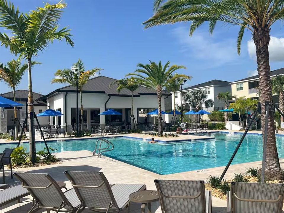 出租: $2,200 (2 贝兹, 2 浴室, 1388 平方英尺)