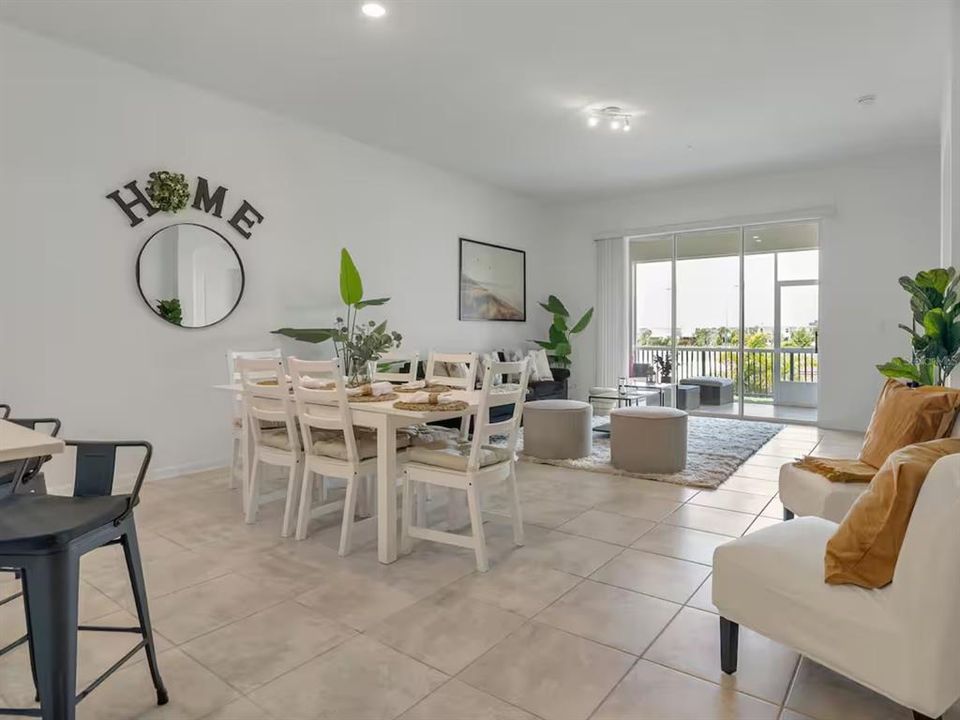 出租: $2,200 (2 贝兹, 2 浴室, 1388 平方英尺)