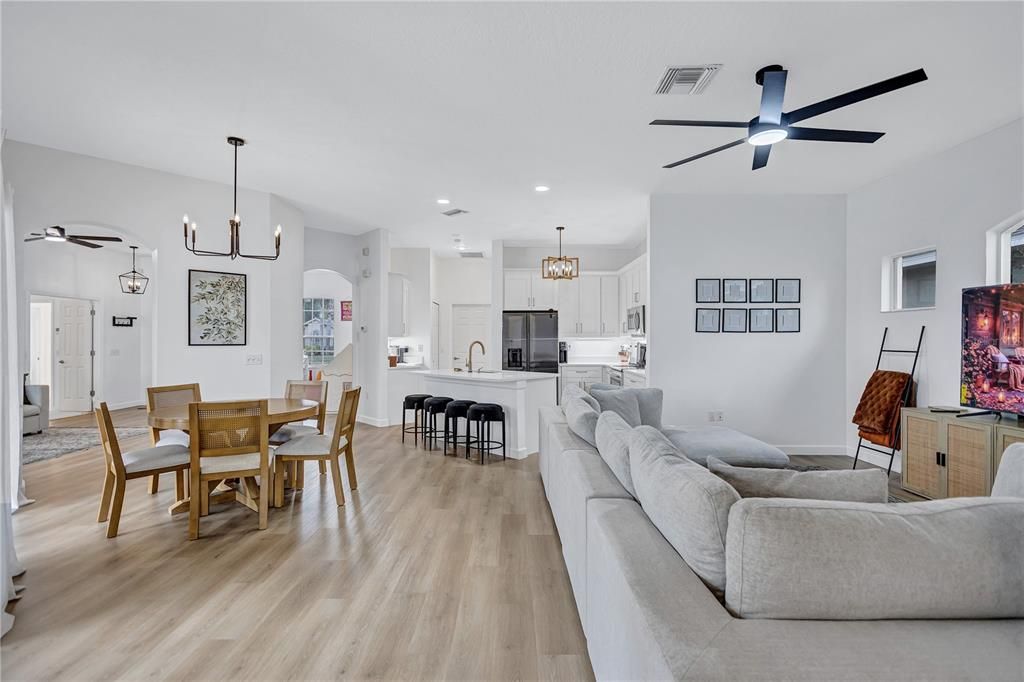 For Sale: $575,000 (4 beds, 3 baths, 2428 Square Feet)