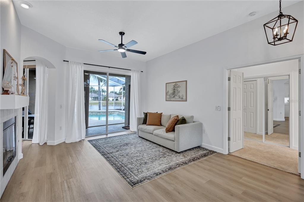 For Sale: $575,000 (4 beds, 3 baths, 2428 Square Feet)