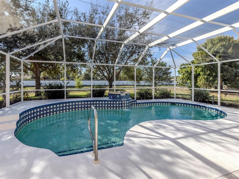 En Venta: $549,000 (3 camas, 2 baños, 1935 Pies cuadrados)