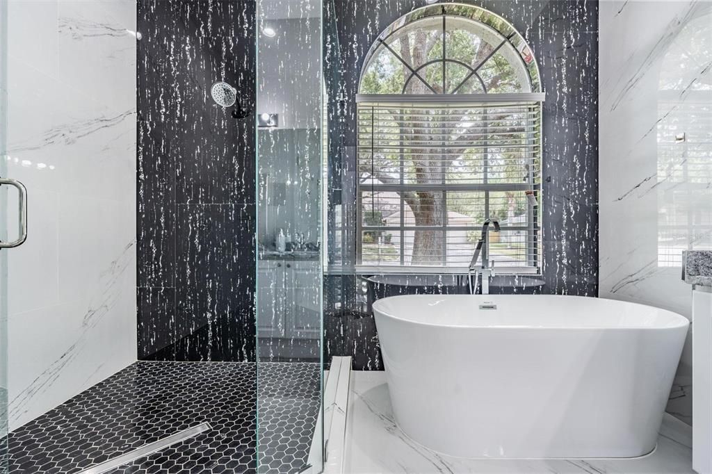 出租: $3,200 (3 贝兹, 2 浴室, 1975 平方英尺)