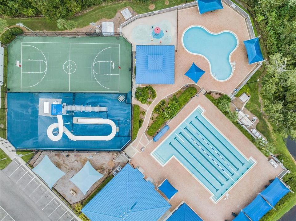 出租: $3,200 (3 贝兹, 2 浴室, 1975 平方英尺)