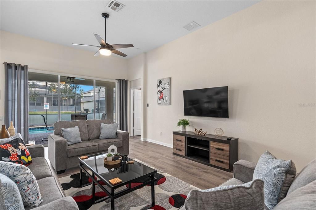 For Sale: $610,000 (4 beds, 4 baths, 1824 Square Feet)