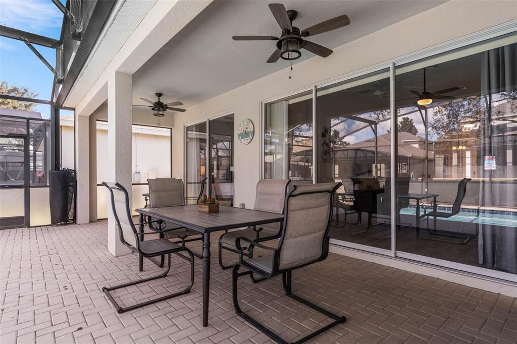 For Sale: $610,000 (4 beds, 4 baths, 1824 Square Feet)