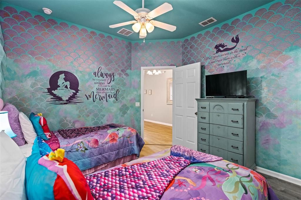 For Sale: $610,000 (4 beds, 4 baths, 1824 Square Feet)