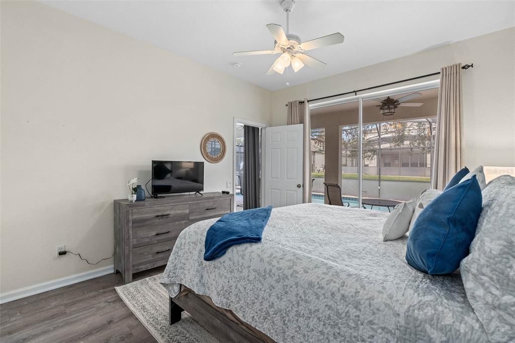 For Sale: $610,000 (4 beds, 4 baths, 1824 Square Feet)