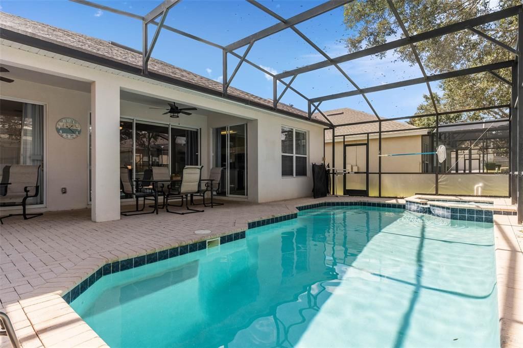 For Sale: $610,000 (4 beds, 4 baths, 1824 Square Feet)