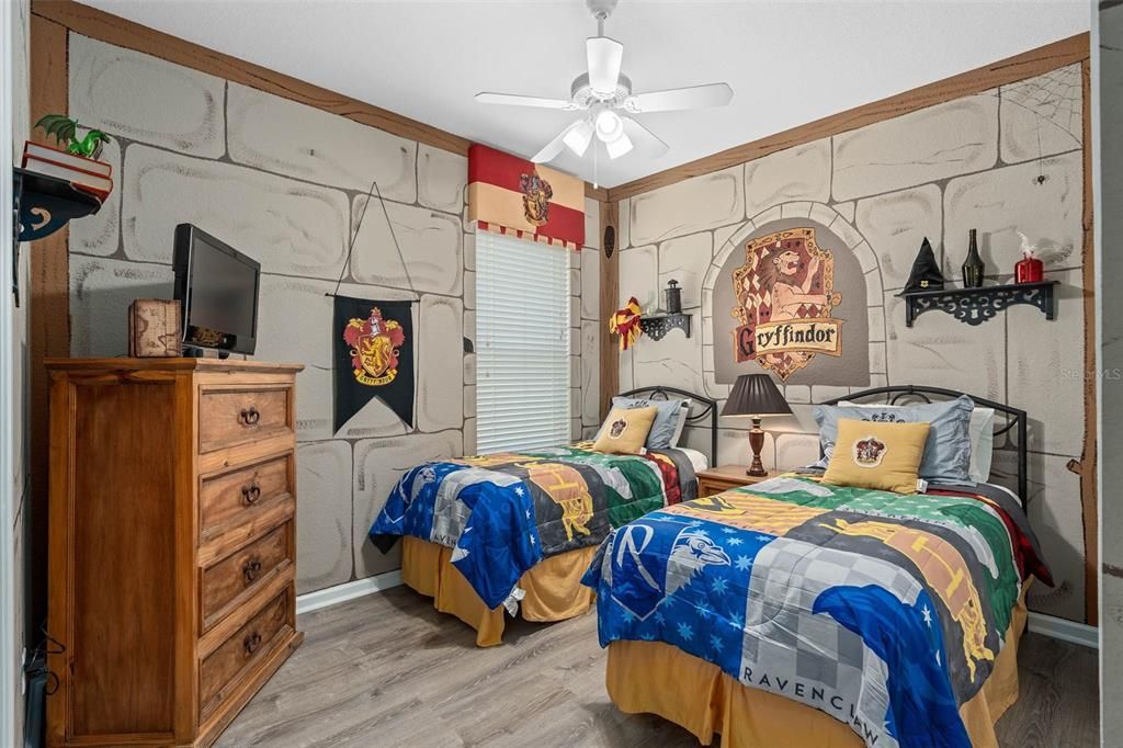 For Sale: $610,000 (4 beds, 4 baths, 1824 Square Feet)