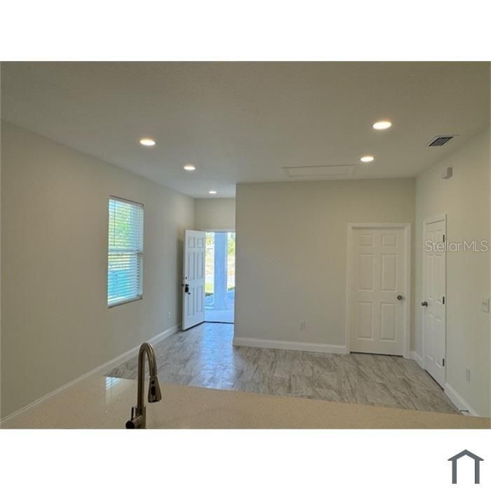 En Renta: $1,850 (3 camas, 2 baños, 1110 Pies cuadrados)