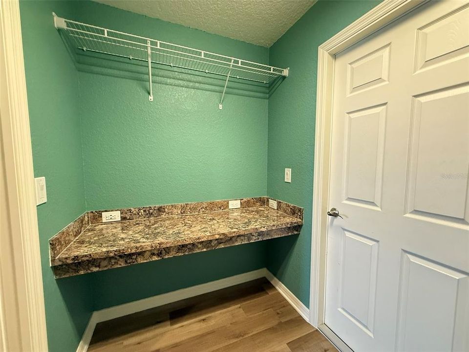 For Rent: $2,300 (4 beds, 2 baths, 1749 Square Feet)