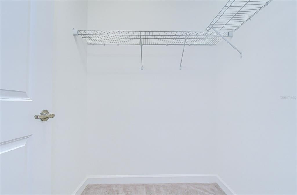 待售: $570,000 (5 贝兹, 3 浴室, 3291 平方英尺)