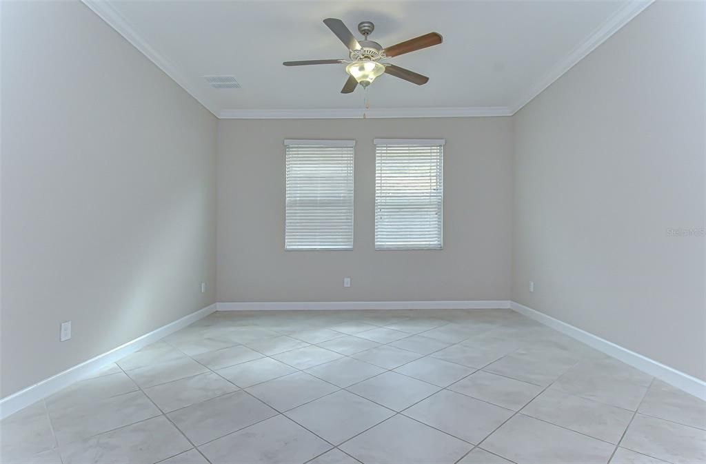 待售: $570,000 (5 贝兹, 3 浴室, 3291 平方英尺)