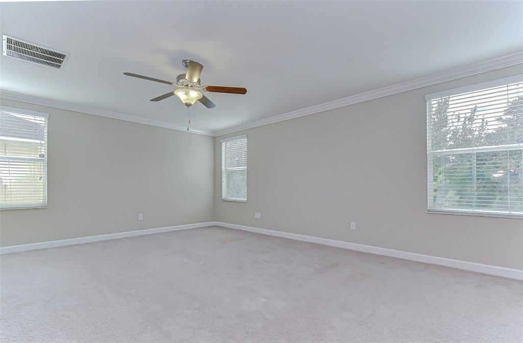 待售: $570,000 (5 贝兹, 3 浴室, 3291 平方英尺)