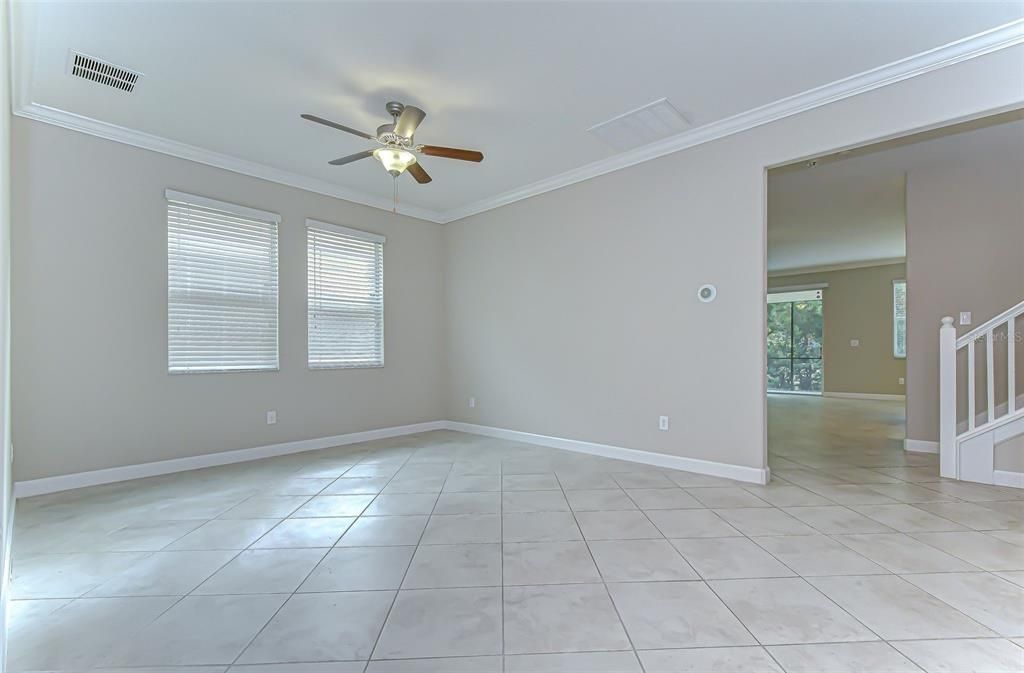 待售: $570,000 (5 贝兹, 3 浴室, 3291 平方英尺)