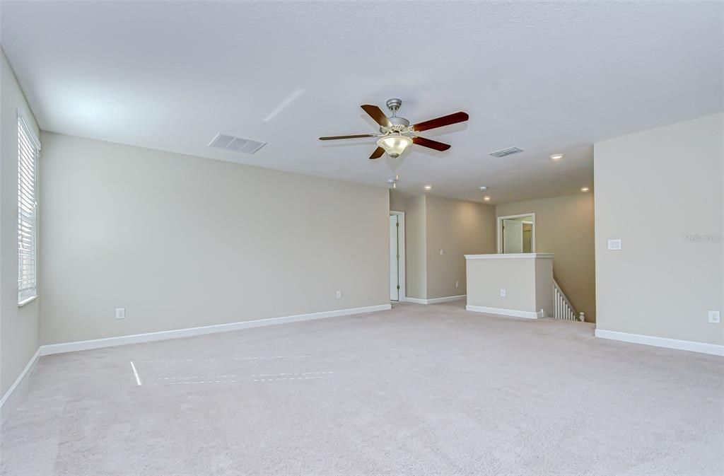 待售: $570,000 (5 贝兹, 3 浴室, 3291 平方英尺)