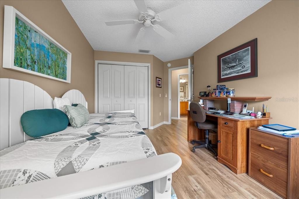 For Sale: $415,000 (3 beds, 2 baths, 1744 Square Feet)