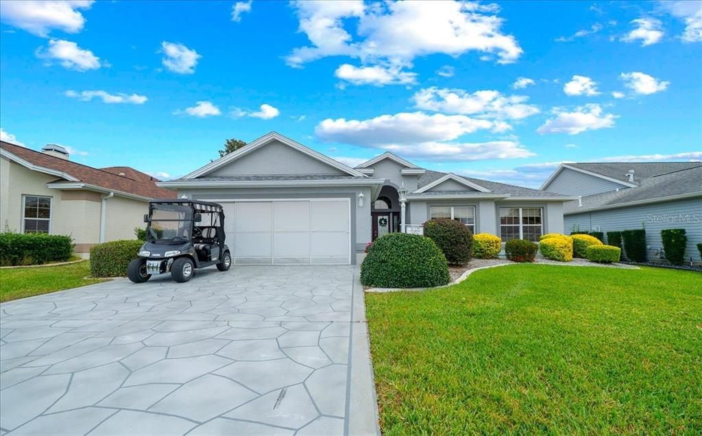 For Sale: $415,000 (3 beds, 2 baths, 1744 Square Feet)