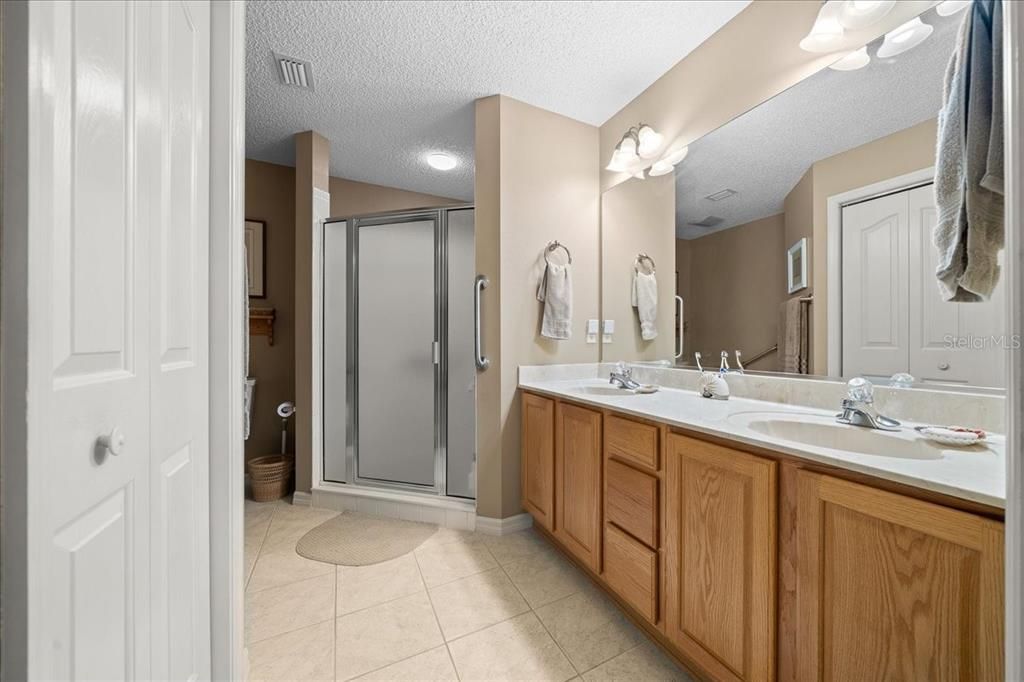 For Sale: $415,000 (3 beds, 2 baths, 1744 Square Feet)