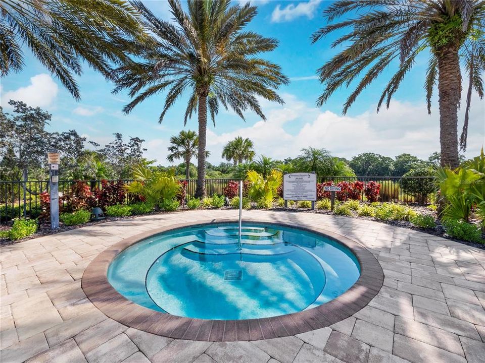 Под контрактом: $535,000 (2 спален, 2 ванн, 1790 Квадратных фут)