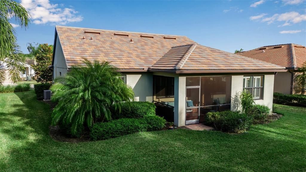 Под контрактом: $535,000 (2 спален, 2 ванн, 1790 Квадратных фут)